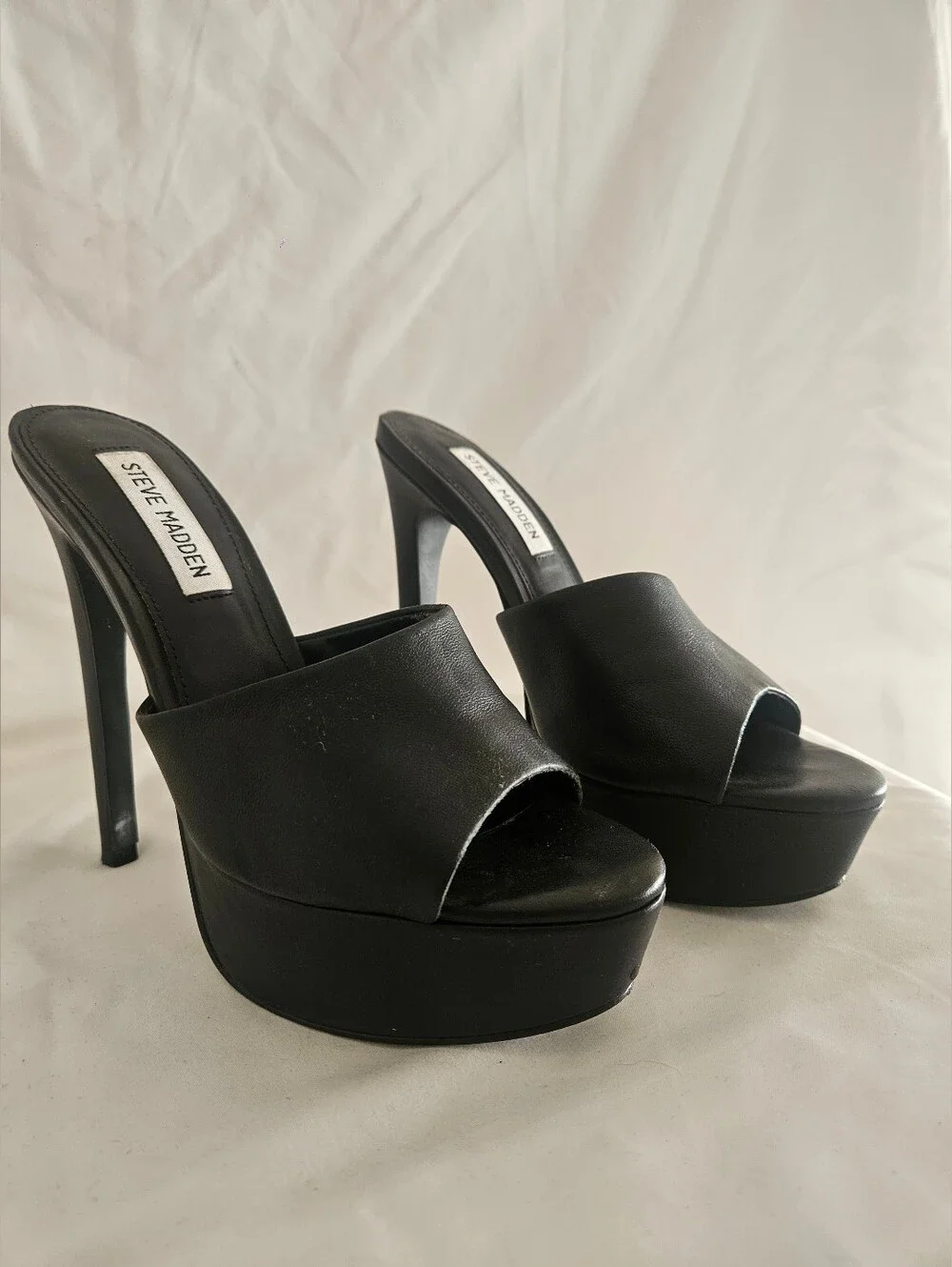 Steve Madden Black Leather Platform Slide Heels